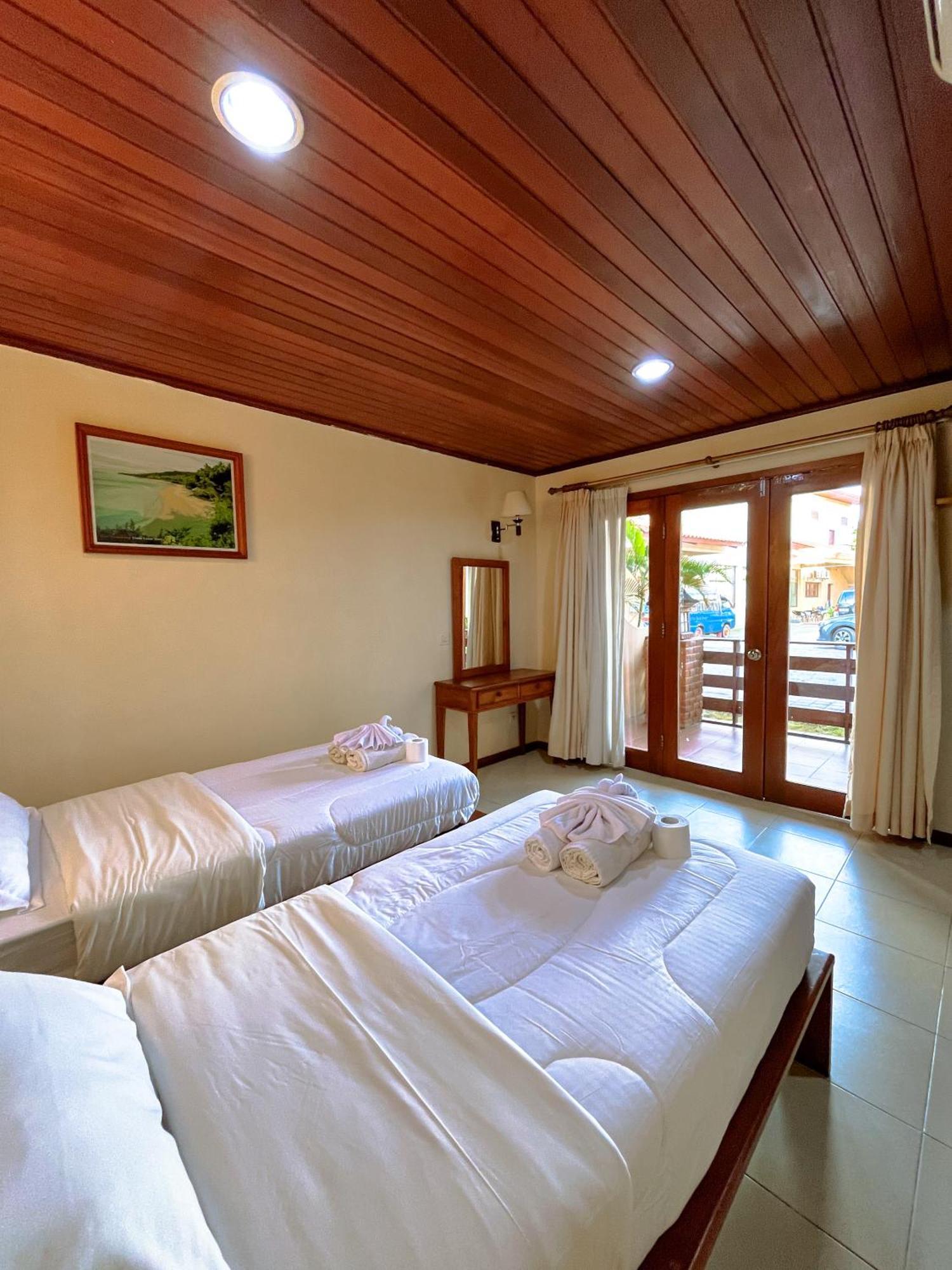Arbiru Beach Resort Dili Exterior foto